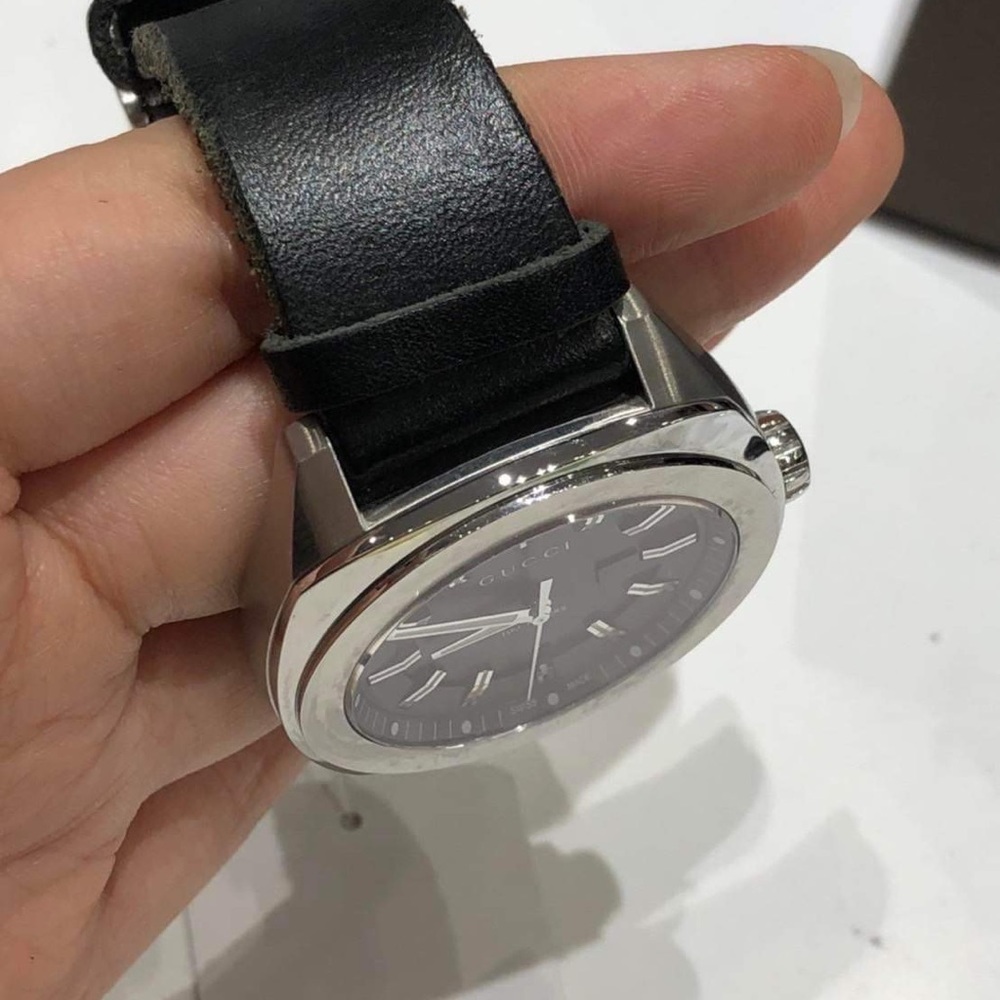 Gucci Mens Watch - Picture 5 of 13